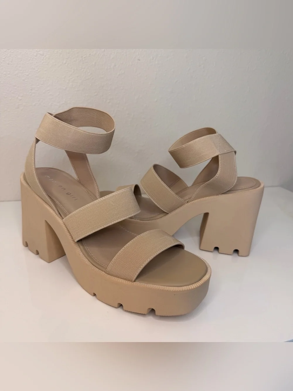 Madden Girl Neutral Beige Platform Chunk Heel Sandals